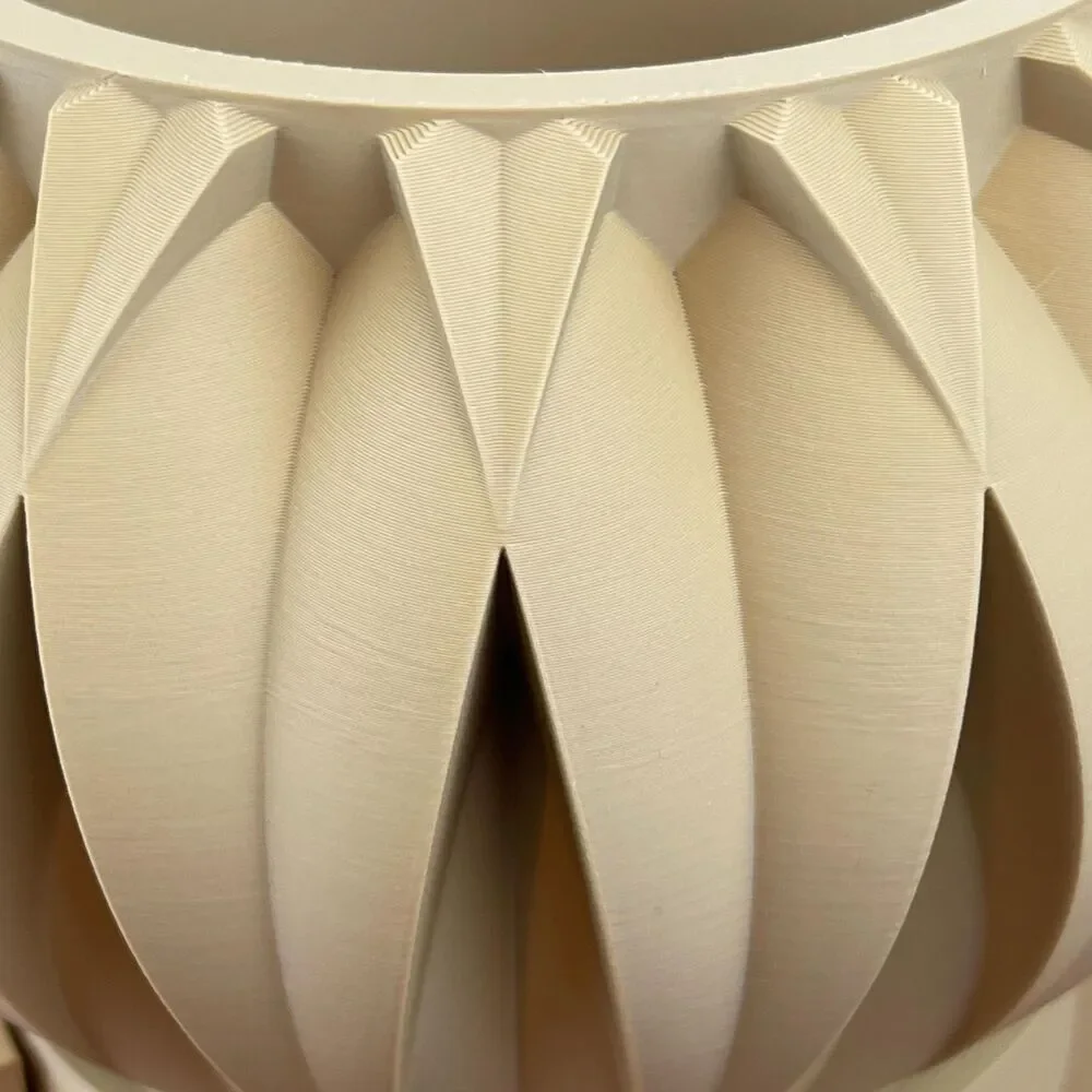 Halden Planter Pot, Indoor Planter w/ Drainage Hole and Drip Tray - Picture 4 of 8